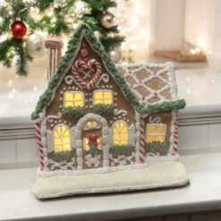CLAY DOUGH GINGERBREAD HOUSE
